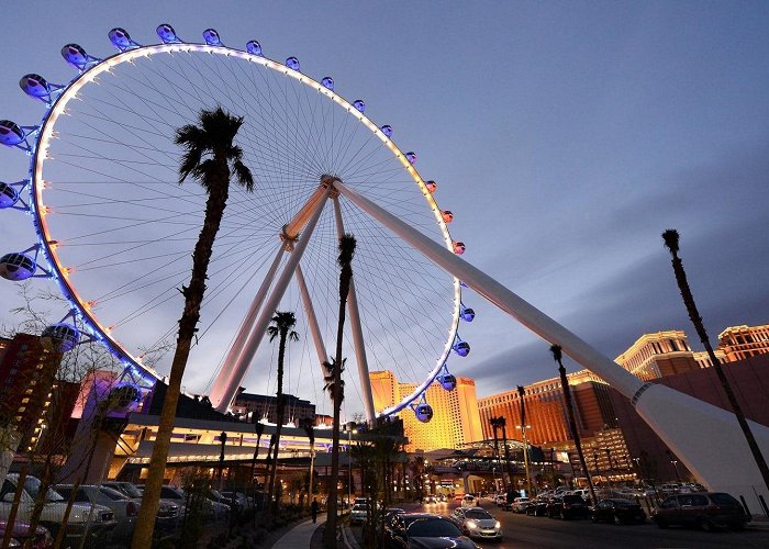 High Roller High Roller: World's Tallest Wheel Offers New Spin on Vegas photo