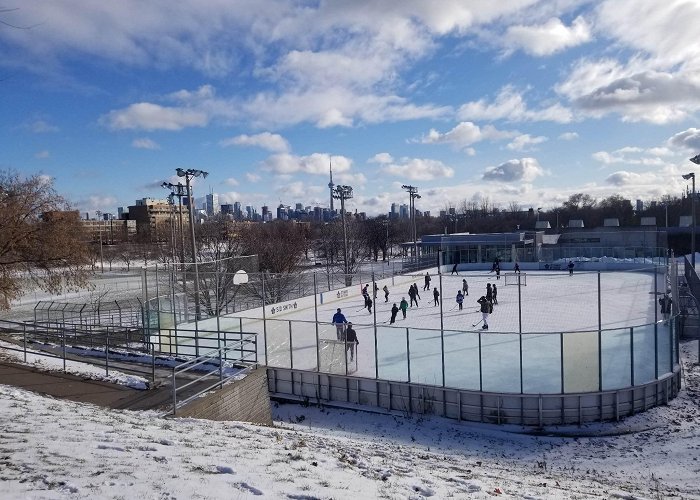 Otter Creek Rink Christmas Day shinny with a view of the Toronto skyline : r/hockey photo