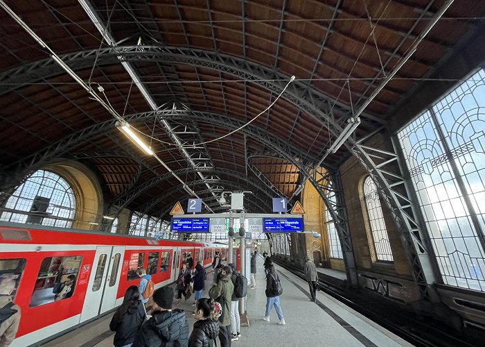 Bahnhof Neugraben Hamburg-Dammtor is the smallest long distance train station by ... photo