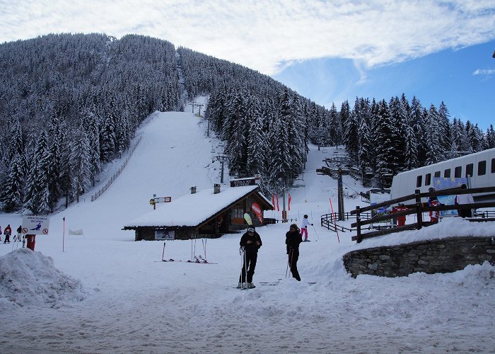 Piccolo San Bernardo Express La Thuile Ski Area Tours - Book Now | Expedia photo