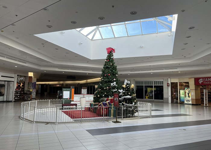 Bayshore Mall Bayshore Mall in Eureka, CA : r/deadmalls photo