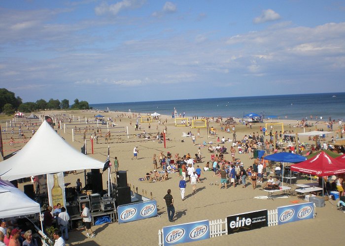 Bradford Beach Now Serving: New Restaurant Bar at Bradford Beach » Urban Milwaukee photo