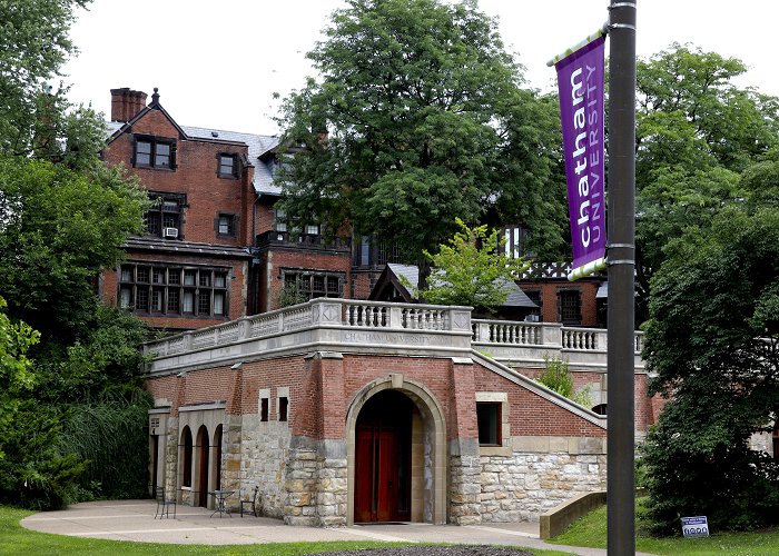 Chatham University Chatham University faculty continue unionizing efforts | 90.5 WESA photo