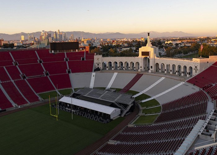 LA Memorial Coliseum United Airlines Field at Los Angeles Memorial Coliseum ... photo