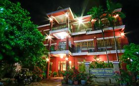 Botoum Hotel Sisophon Exterior photo