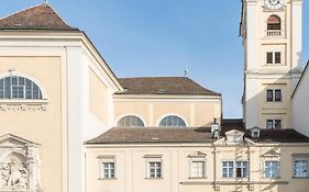 Hotel Benediktushaus Im Schottenstift Vienna Exterior photo