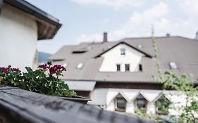 Toschis Station-Motel-Wirtshaus-An Der Autobahn-Bowling Zella-Mehlis Exterior photo