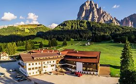 Sporthotel Monte Pana Santa Cristina Val Gardena Exterior photo