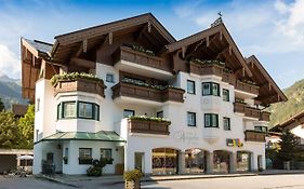 Villa Angela Mayrhofen Exterior photo