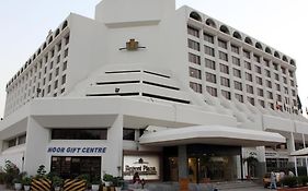 Hotel Regent Plaza Karachi Exterior photo