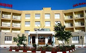 Hotel El Mouahidine Orano Exterior photo