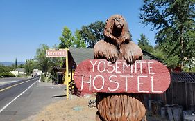Yosemite International Hostel Groveland Exterior photo