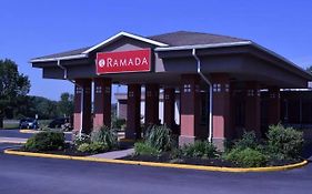 Ramada By Wyndham East Syracuse Carrier Circle Hotel Exterior photo