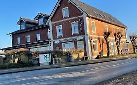 Hotel Frederikspark Norderstedt Exterior photo