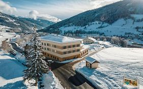 Hotel Muehlbacherhof Rennweg am Katschberg Exterior photo