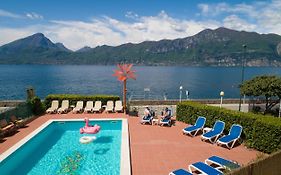 Hotel Caribe - Garda Lake Collection Brenzone sul Garda Exterior photo