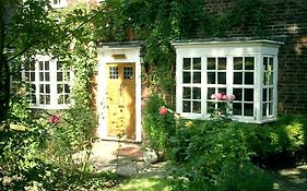 Iolanthe Bed and Breakfast Londra Exterior photo