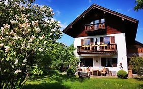 Gaestehaus Neu Am Passionstheater Bed and Breakfast Oberammergau Exterior photo