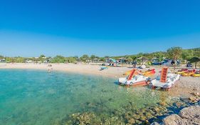 Hotel Glamping Tents Mediteran Kamp Phalaris Novaglia Exterior photo