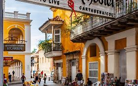 The Clock Hostel & Suites Cartagena Exterior photo