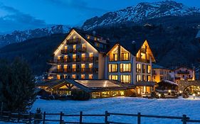 Hotel Sant'Orso&Wellness Le Bois Cogne Exterior photo