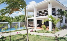 Appartamento Amahula Beach House, Pool And Surf Salinas Exterior photo