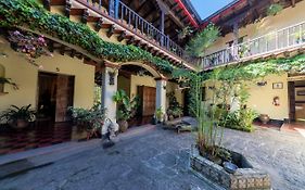Hotel Museo Mayan Inn Chichicastenango Exterior photo