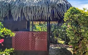 Huahine - Bungalow Tiare Villa Fare Exterior photo