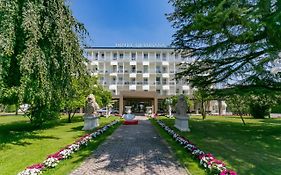 Hotel Quisisana Terme Abano Terme Exterior photo