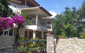 Bucak Apart Hotel Goecek & Beach Exterior photo