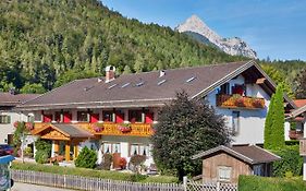 Hotel Franziska Mittenwald Exterior photo