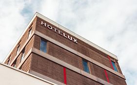 Hotelux Amsterdam Airport Hotel Hoofddorp Exterior photo