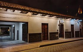 Hotel Calle Angosta Cuenca Exterior photo