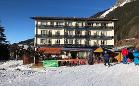 Guest Rooms With A Great View At Residence Brunner Wengen Exterior photo