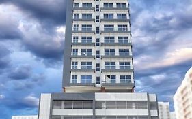 Appartamento Afaq Tower Al Manamah Exterior photo