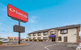 Econo Lodge Inn & Suites Williams - Grand Canyon Area Exterior photo