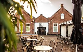 Hotel Aan De Singel Delfzijl Exterior photo