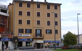 Hotel Centrale Chiusi Exterior photo