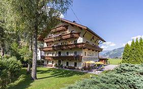 Hotel Garni Birkenhof Mayrhofen Exterior photo