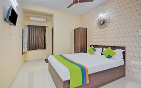 Hotel Treebo Everest Residency Tidel Park Coimbatore Exterior photo