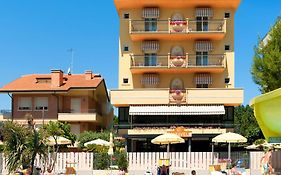 Hotel Caravel Misano Adriatico Exterior photo