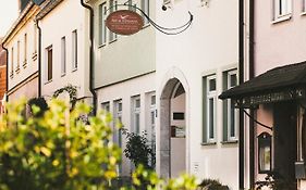 Hotel Weingut Pastoriushaus - Artur Steinmann Sommerhausen Exterior photo