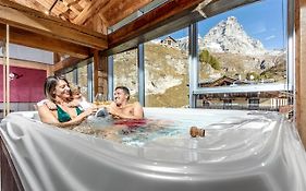 Aux Pieds Du Roi - Suite & Spa Breuil-Cervinia Exterior photo