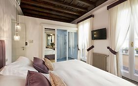 Hotel Domus Libera Roma Exterior photo