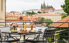 Four Seasons Hotel Praga Exterior photo