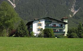 Hotel Adlerhof Am Sonnenplateau Mieming Exterior photo