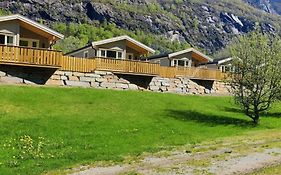 Lunde Camping Hotel Aurland Exterior photo