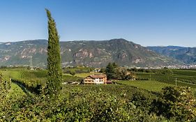 Lingers Suites & Residence Appiano Sulla Strada Del Vino Exterior photo