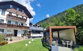 Hotel Tarvisio Four Seasons Exterior photo