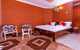 Royal Lake View Gardens Bed and Breakfast Kampala Exterior photo